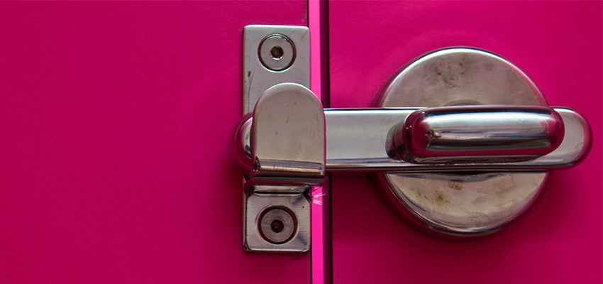 Childproof Gate Lock in Crescent City, California