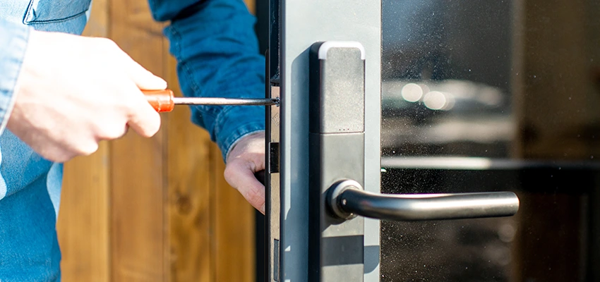 Aluminium Door Lock Replacement in Crescent City, California
